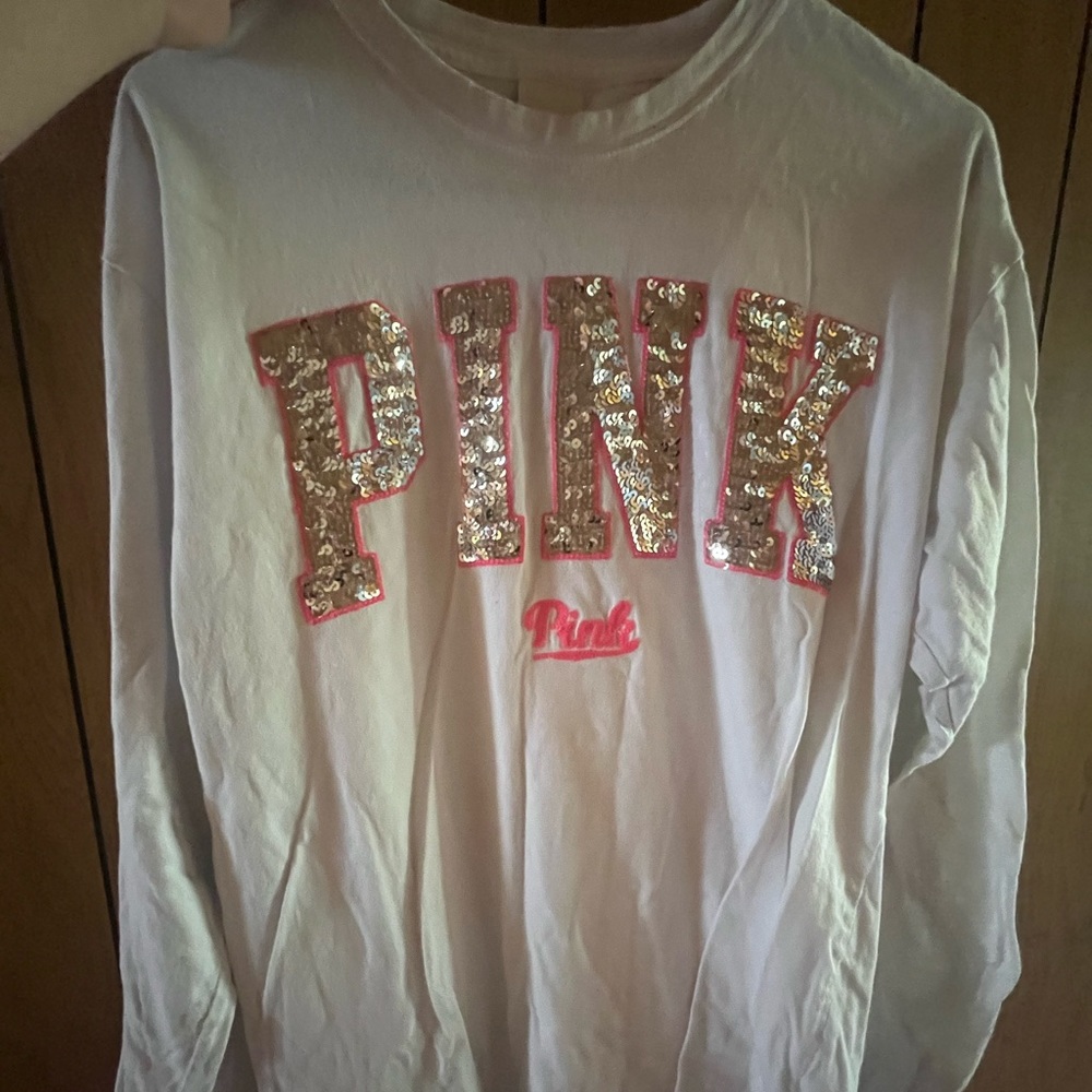 VS Pink longsleeve